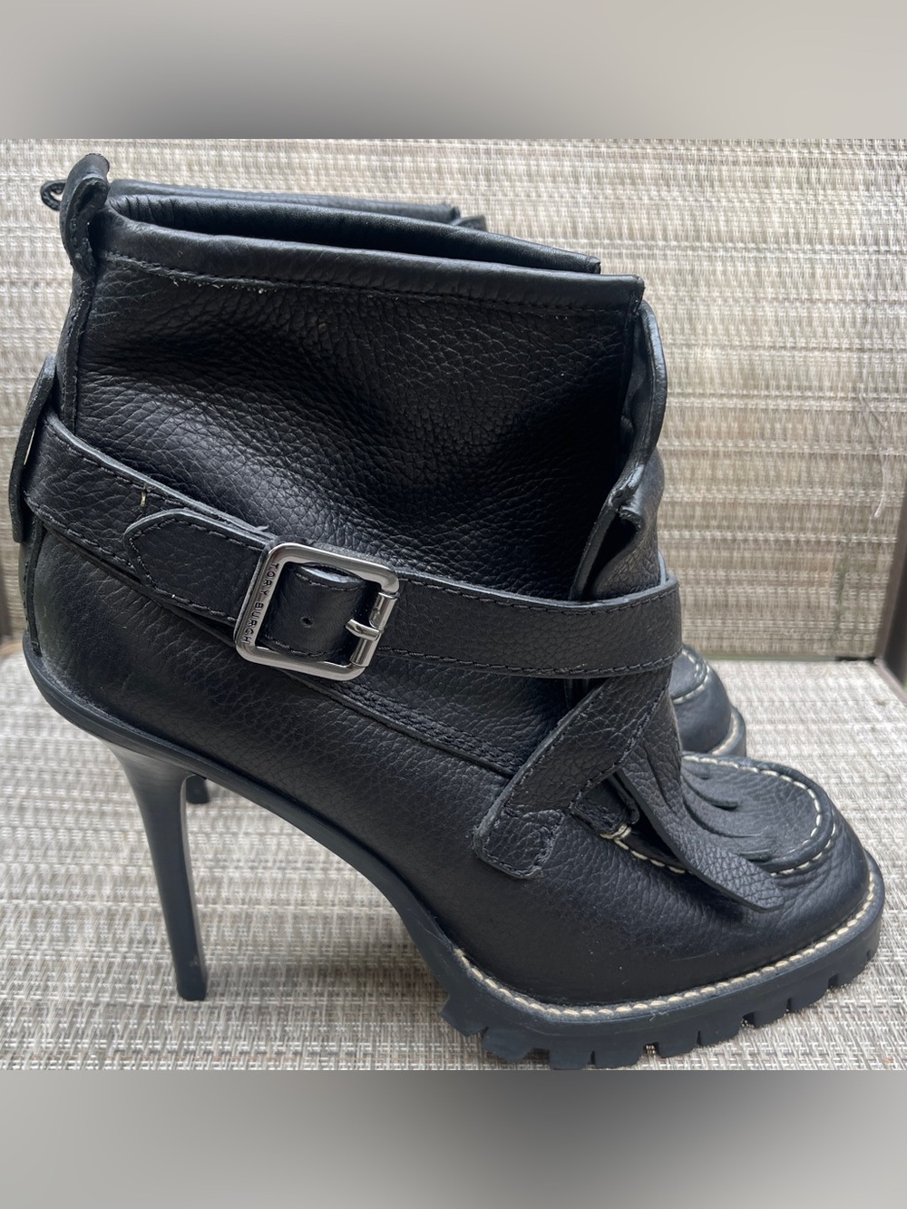 TORY BURCH LYLE ANKLE
Leather Heeled Boots with Buckle Sz 11